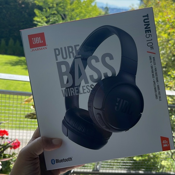 JBL TUNE 510 BT WIRELESS, BLUETOOTH HANDS FREE CALLS HEADSET/Headphones - Picture 13 of 15